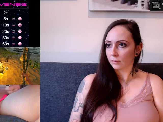 Fotos AmberJayde Streaming on Twi tch so dont make me moan ;) (tw itch. tv/ amber_jayde)